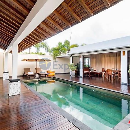 Airis Luxury Villas & Spa Ungasan Exteriör bild