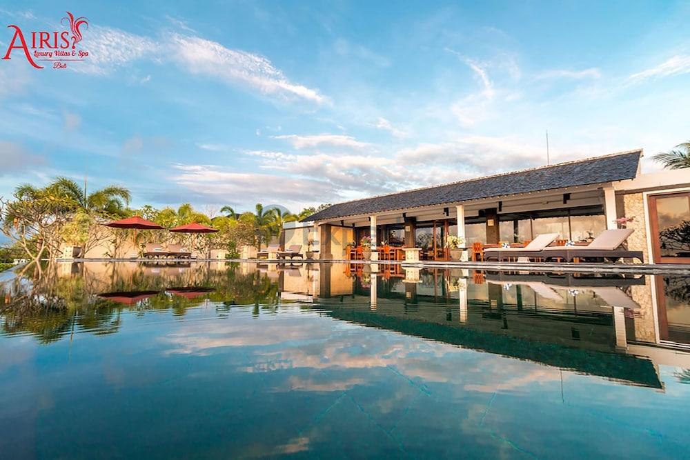 Airis Luxury Villas & Spa Ungasan Exteriör bild