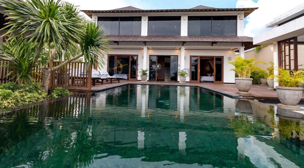 Airis Luxury Villas & Spa Ungasan Exteriör bild
